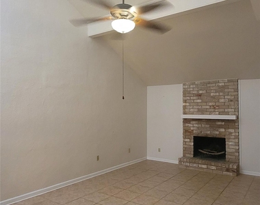 7523 Beaudelaire Circle - Photo Thumbnail 6