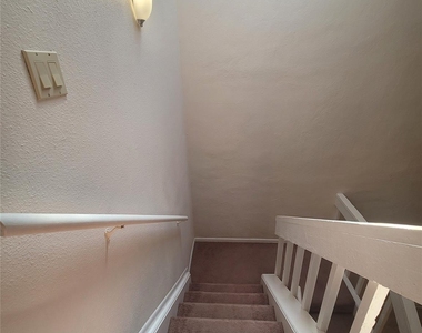 7523 Beaudelaire Circle - Photo Thumbnail 8