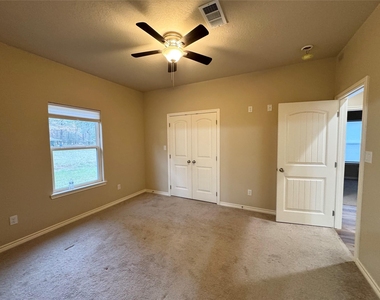 25 Shallow Springs - Photo Thumbnail 19