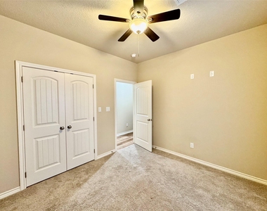25 Shallow Springs - Photo Thumbnail 25