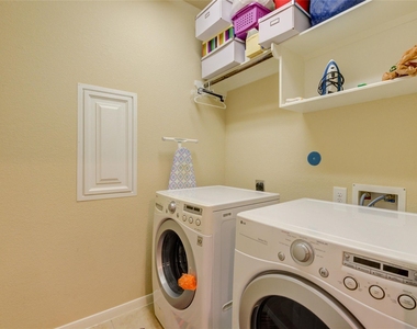 22 Bettina Lane - Photo Thumbnail 10