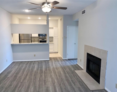 2121 El Paseo Street - Photo Thumbnail 2