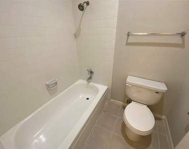 2121 El Paseo Street - Photo Thumbnail 14