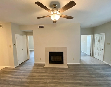 2121 El Paseo Street - Photo Thumbnail 9