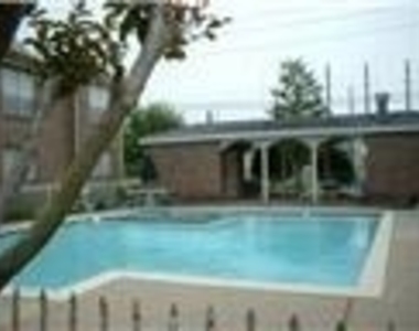 2121 El Paseo Street - Photo Thumbnail 26