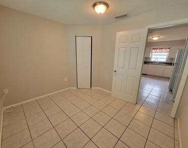 12639 Skipper Lane - Photo Thumbnail 14