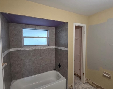 7005 Pin Cherry Lane - Photo Thumbnail 9