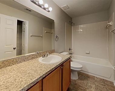 3030 Grand Preserve Boulevard - Photo Thumbnail 17