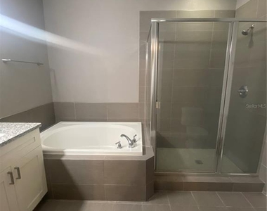 16205 Enclave Village Drive - Photo Thumbnail 9
