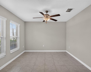 5420 Leslie Canyon Drive - Photo Thumbnail 5