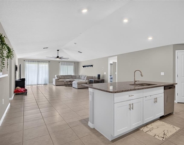 5420 Leslie Canyon Drive - Photo Thumbnail 12
