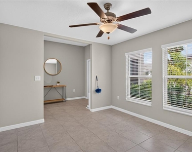 5420 Leslie Canyon Drive - Photo Thumbnail 4