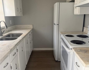 709 Oceanside Circle - Photo Thumbnail 1