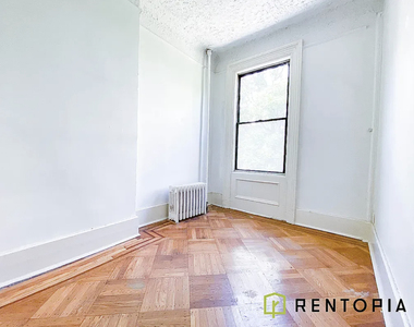 225 South 4th Street - Photo Thumbnail 5