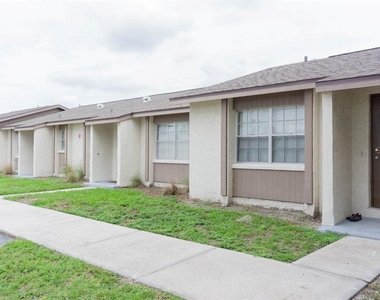 709 Oceanside Circle - Photo Thumbnail 1