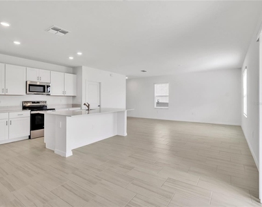8505 Bella Mar Trail - Photo Thumbnail 11