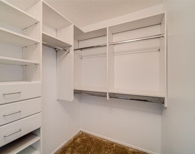 9209 Seminole Boulevard - Photo Thumbnail 25