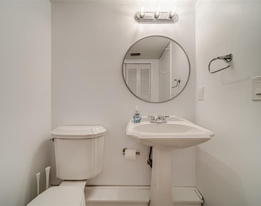 9209 Seminole Boulevard - Photo Thumbnail 21