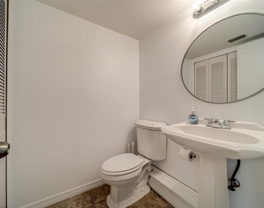 9209 Seminole Boulevard - Photo Thumbnail 20