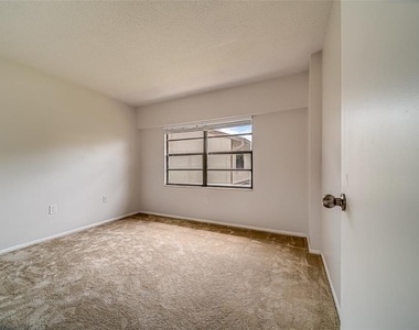 9209 Seminole Boulevard - Photo Thumbnail 35