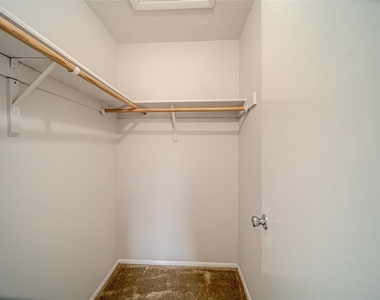 9209 Seminole Boulevard - Photo Thumbnail 32