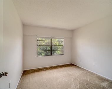 9209 Seminole Boulevard - Photo Thumbnail 30