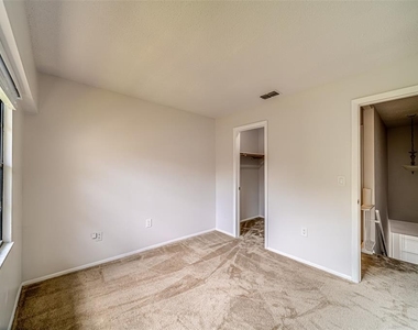 9209 Seminole Boulevard - Photo Thumbnail 31