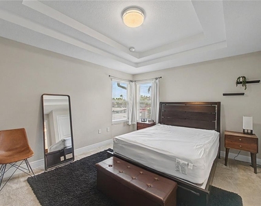 2126 W Spruce Street - Photo Thumbnail 20