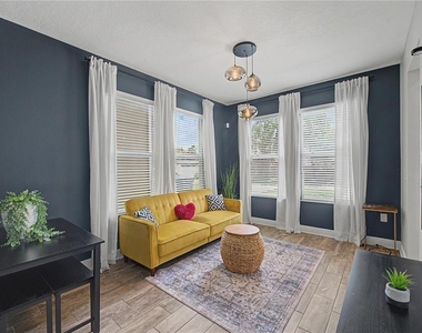 2126 W Spruce Street - Photo Thumbnail 14