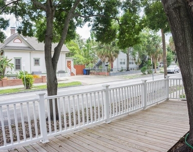 700 1st Street N - Photo Thumbnail 12