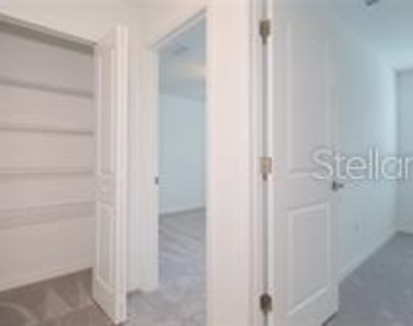 11142 Radiant Shore Loop - Photo Thumbnail 31