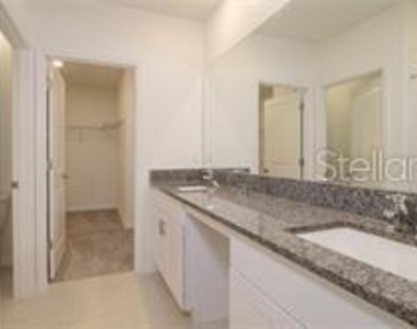 11142 Radiant Shore Loop - Photo Thumbnail 18