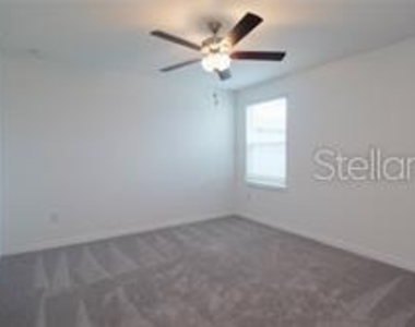 11142 Radiant Shore Loop - Photo Thumbnail 26