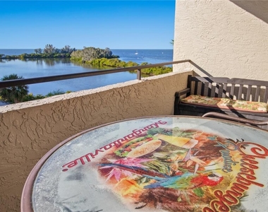 6035 Sea Ranch Drive - Photo Thumbnail 18