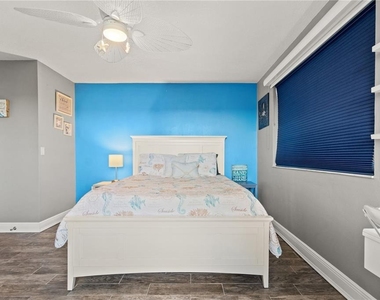 6035 Sea Ranch Drive - Photo Thumbnail 22