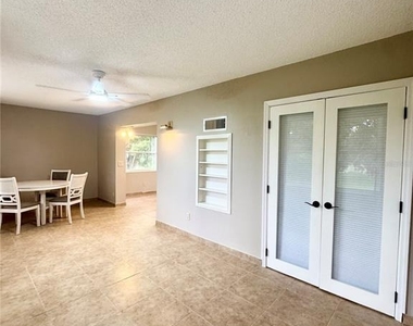 2402 Ecuadorian Way - Photo Thumbnail 10