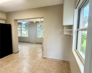 2402 Ecuadorian Way - Photo Thumbnail 7