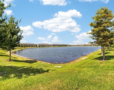 331 Mangrove Shade Circle - Photo Thumbnail 19