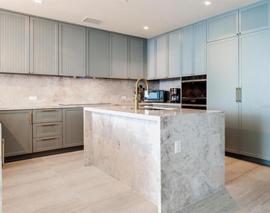 3101 W Bayshore Boulevard - Photo Thumbnail 10