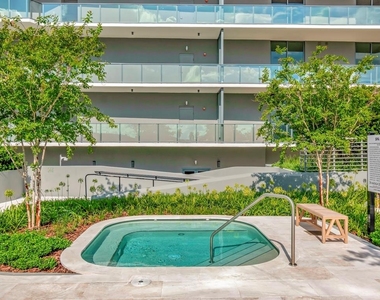 3101 W Bayshore Boulevard - Photo Thumbnail 40