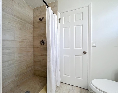3932 Ashwood Lane - Photo Thumbnail 20