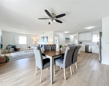 3932 Ashwood Lane - Photo Thumbnail 8
