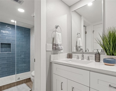 6035 Sea Ranch Drive - Photo Thumbnail 33