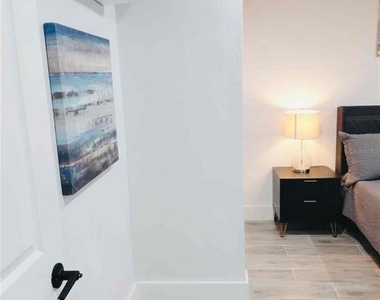 9921 Vaughn Street - Photo Thumbnail 18