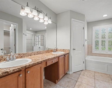 301 Fern Gulley Drive - Photo Thumbnail 17