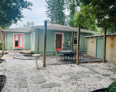 2813 46th Street S - Photo Thumbnail 2
