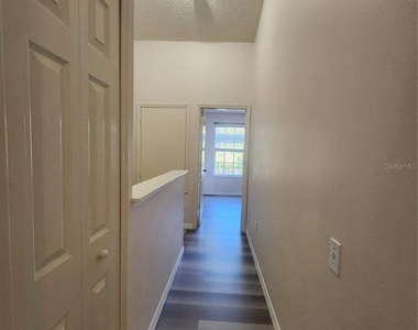 8637 Hunters Key Circle - Photo Thumbnail 23