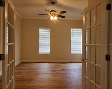 2121 Fairfield Avenue - Photo Thumbnail 18