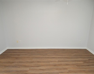 11901 4th Street N - Photo Thumbnail 38