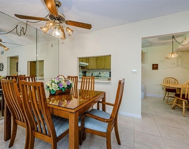 1151 Pine Ridge Circle W - Photo Thumbnail 5